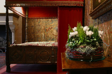 Vous trouverez au ch�teau les plus belles compositions florales de Touraine, � Chenonceau, on fait honneur aux Dames !