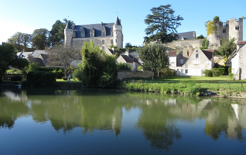 Schloss Montrésor, Türme, Fluss, Gärten