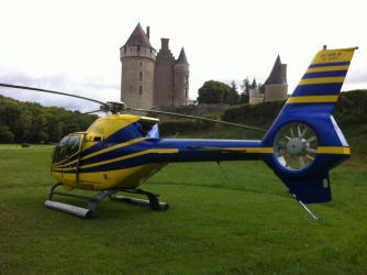 Schloss Montpoupon Hubschrauber